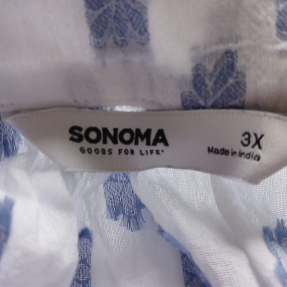 Sonoma White Blouse with‎ Subtle Blue Patterns Sz 3X - Picture 2 of 8
